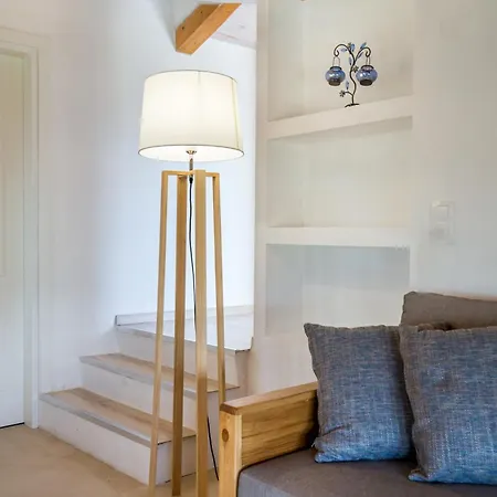 Rodon Tripiti Nest Exsecutive شقة يميناريا