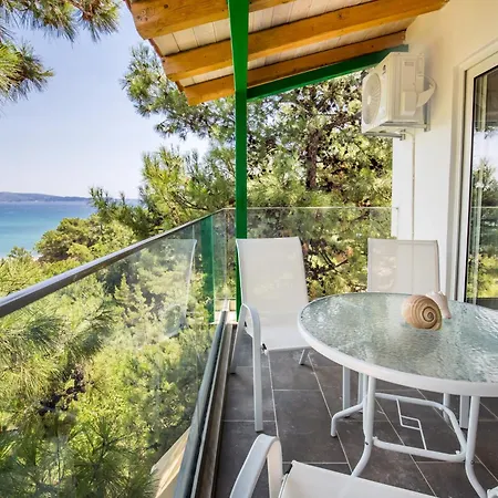 Rodon Tripiti Nest Exsecutive شقة يميناريا